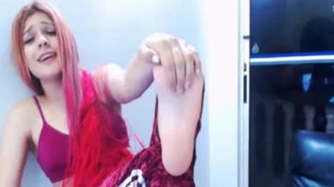 Redhead teen Melisa Feet Fetish Foreplay cam