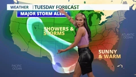 Trans Angels: Tight Leather Skirt Storm with Domino Presley