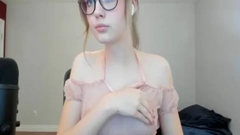 blond gal With Glasses Show Her Body On web camera