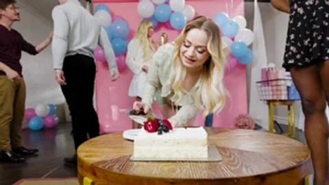 Preggo World: Pregnant Rylee's Vicious Payback