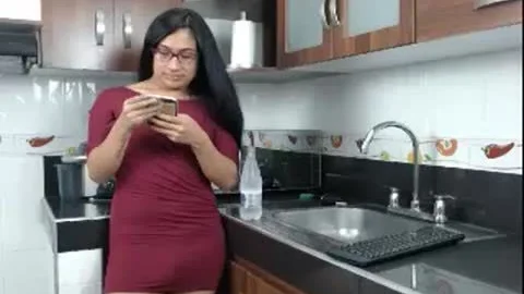 Skarleethh cam video scene July 10, 2018