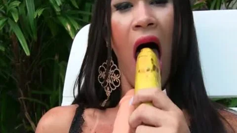 Sensual ladyman Erika Lee Masturbates With A Banana And Sticks A fake penis Up Her wazoo