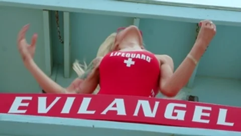 Kurdupel: Shemale Group Sex Spree