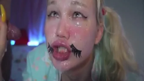 Sissy Blondelashes Facefucked