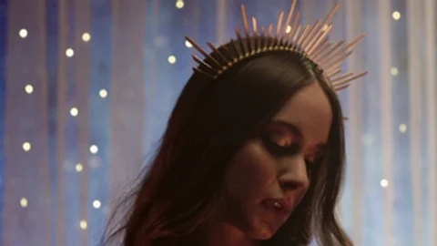 Transfixed: Natural Tit Trans Shows How She Fulfills Desires