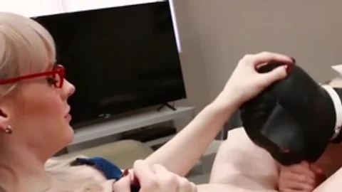 Tgirl Lianna Lawson cum in mouth