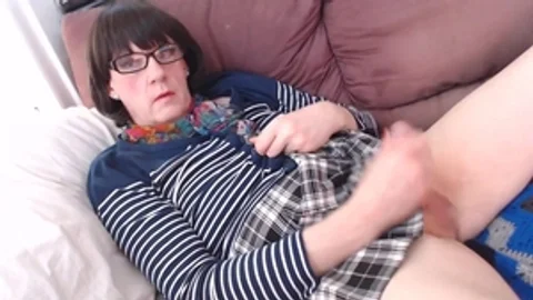 Geeky bold Homely beauty