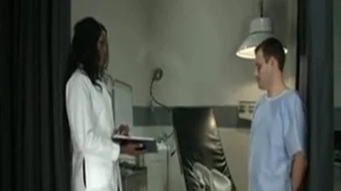 dark tranny In Hospital copulates her Patient