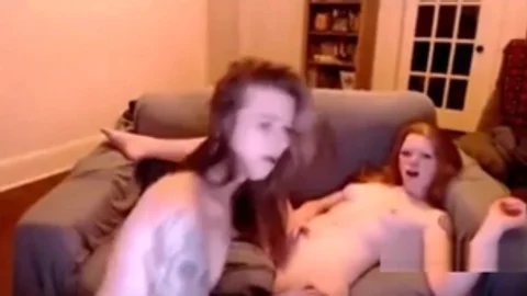 lady-twink pounds Her Redhead Gf without A Care In The World