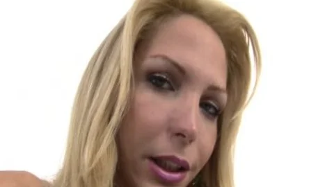 Laviny Albuquerque Wants To jerk off Alone